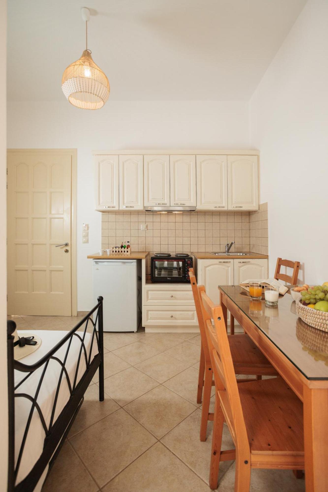 Maria'S Rooms & Studios Agia Anna  Exterior photo