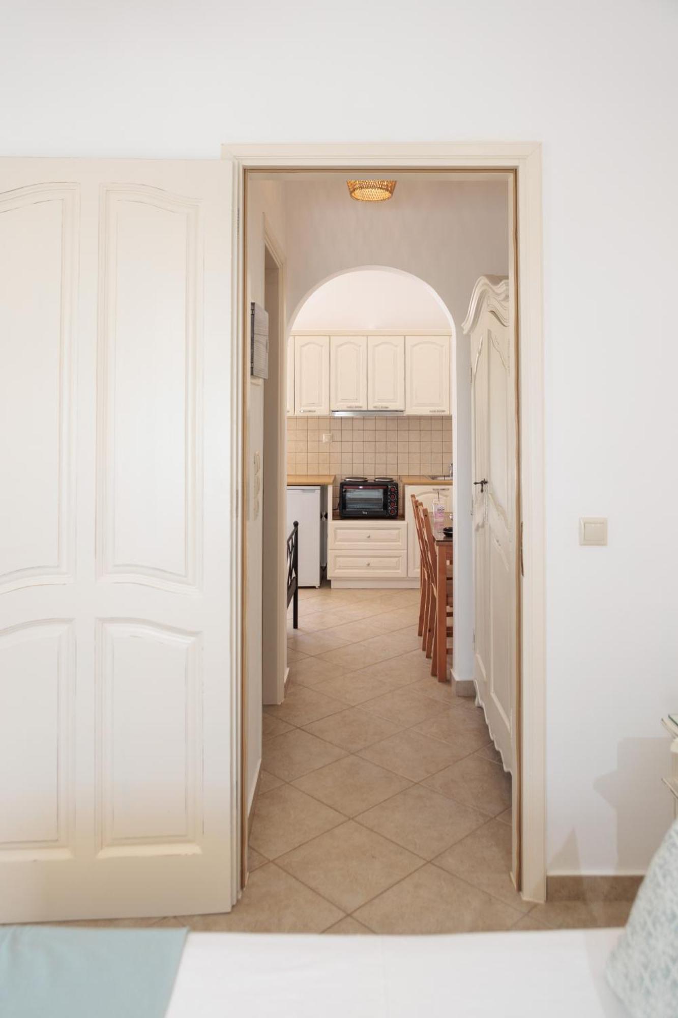 Maria'S Rooms & Studios Agia Anna  Exterior photo