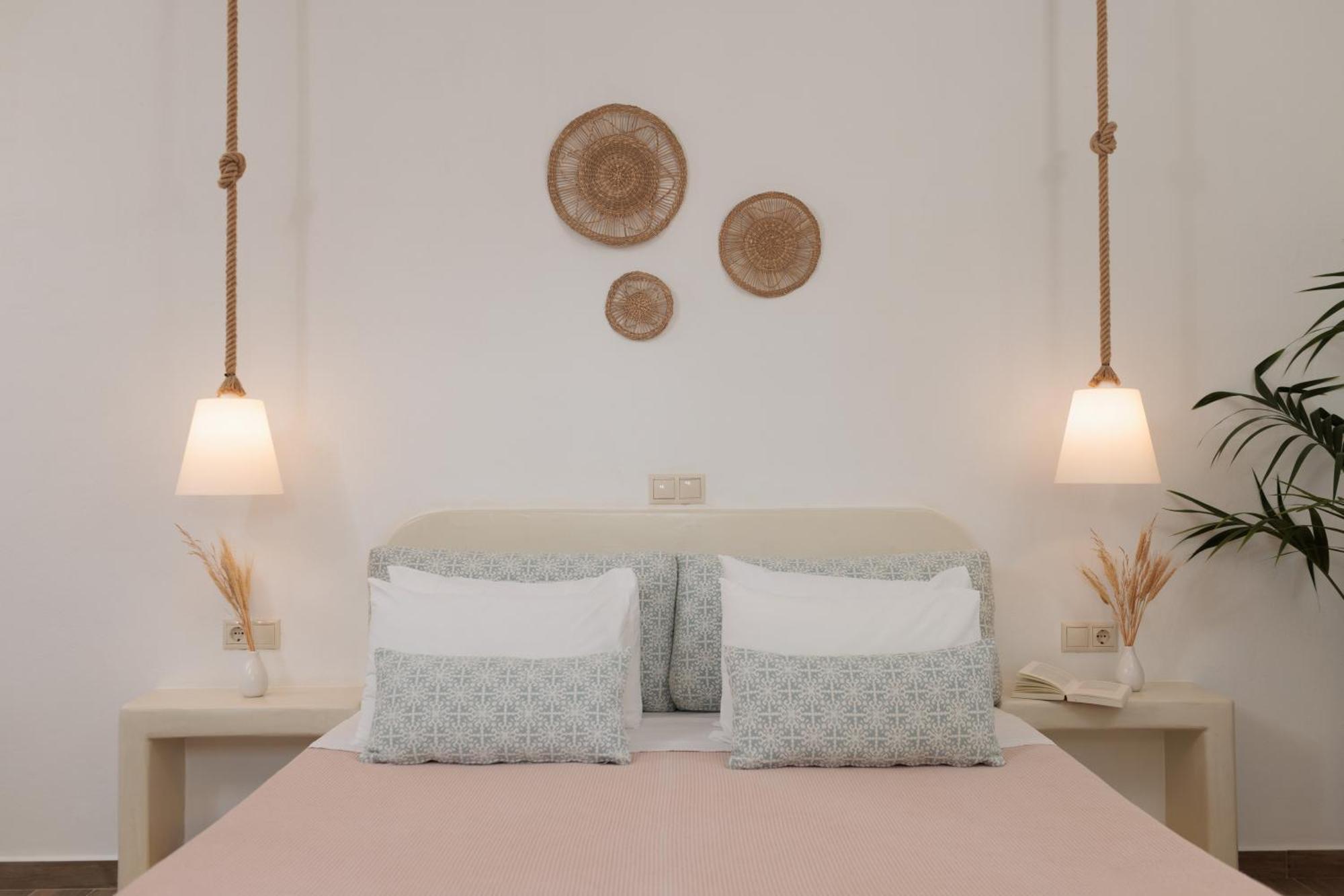 Maria'S Rooms & Studios Agia Anna  Exterior photo