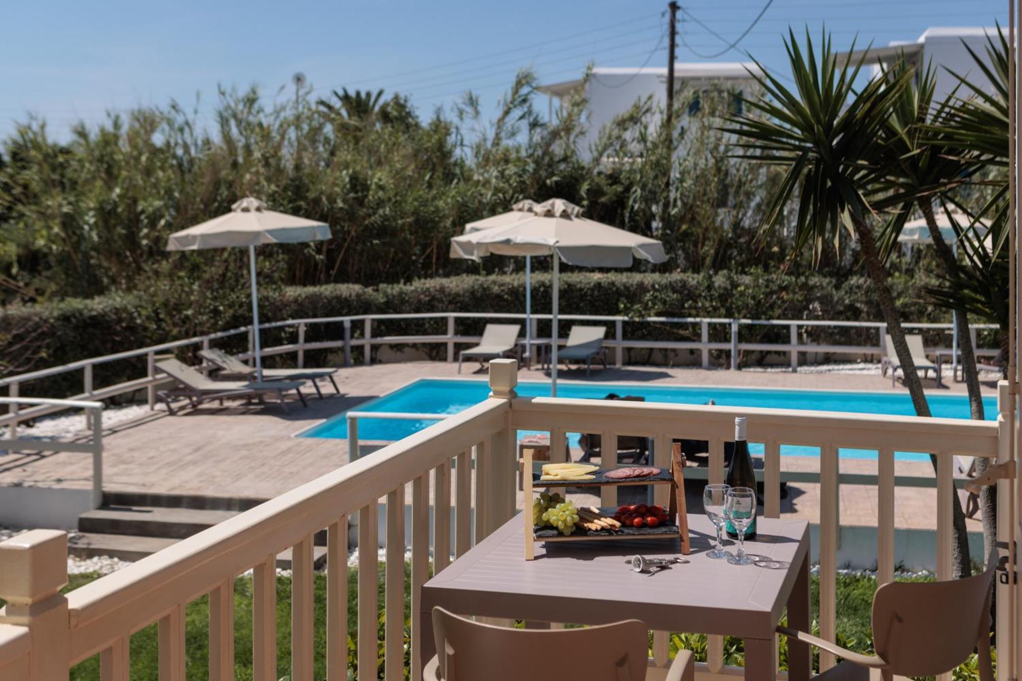 Maria'S Rooms & Studios Agia Anna  Exterior photo